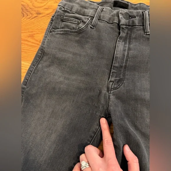 MOTHER Denim High Waist Looker Ankle Fray Lighting Up Lanterns Size 27